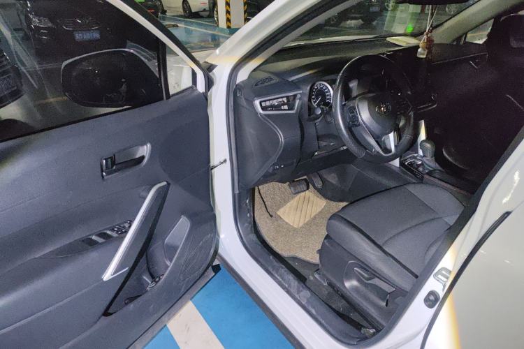 Used Toyota FRONTLANDER 2022 2.0L CVT Leading Edition Driver Seat