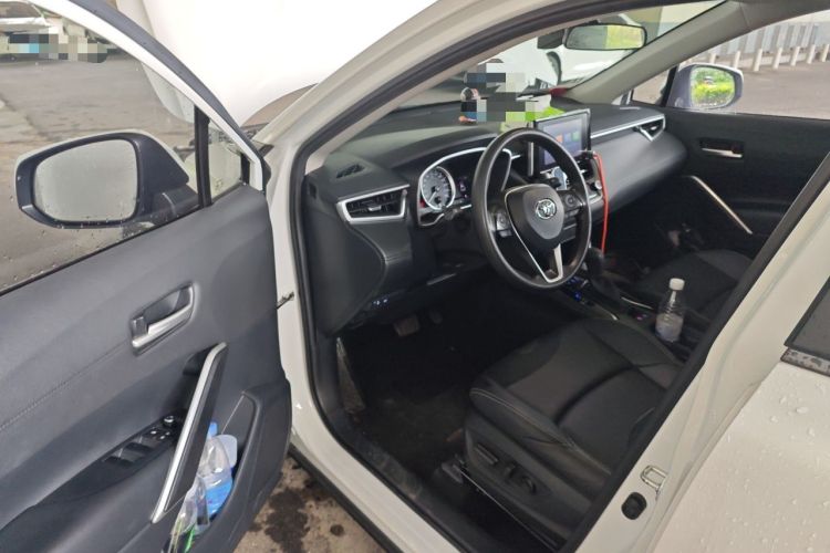 Used Toyota FRONTLANDER 2022 2.0L CVT Luxury Edition Driver Seat