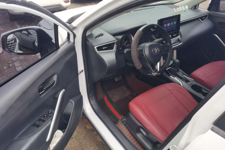 Used Toyota FRONTLANDER 2022 2.0L CVT Leading Edition Driver Seat
