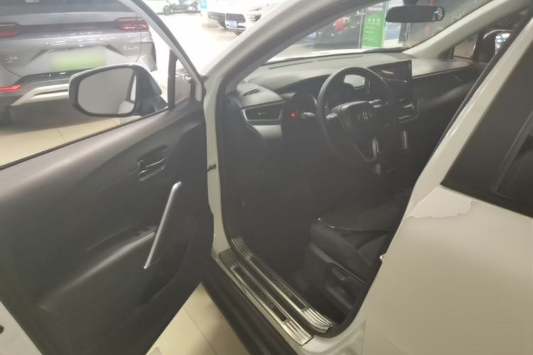 Used Toyota FRONTLANDER 2022 2.0L CVT Elite Edition Driver Seat