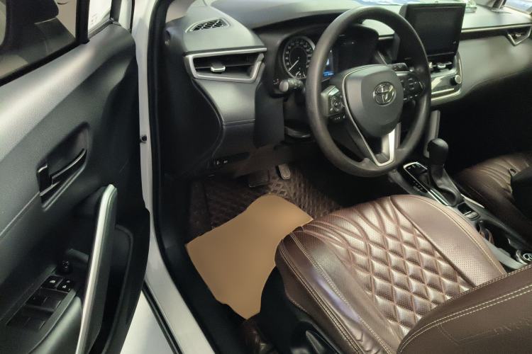 Used Toyota FRONTLANDER 2022 2.0L CVT Leading Edition Driver Seat