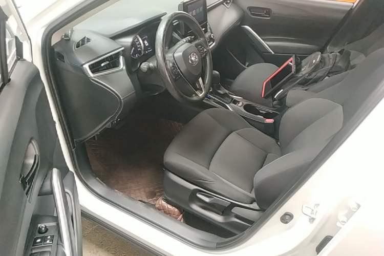 Used Toyota FRONTLANDER 2022 2.0L CVT Leading Edition Driver Seat