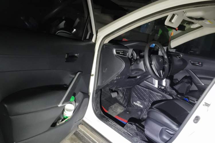 Used Toyota FRONTLANDER 2022 2.0L CVT Leading Edition Driver Seat