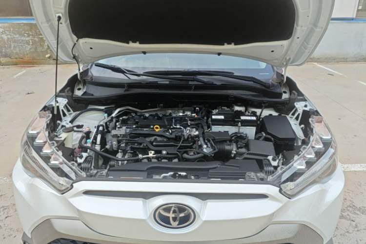 Used Toyota FRONTLANDER 2022 2.0L CVT Luxury PLUS Edition Engine Bay