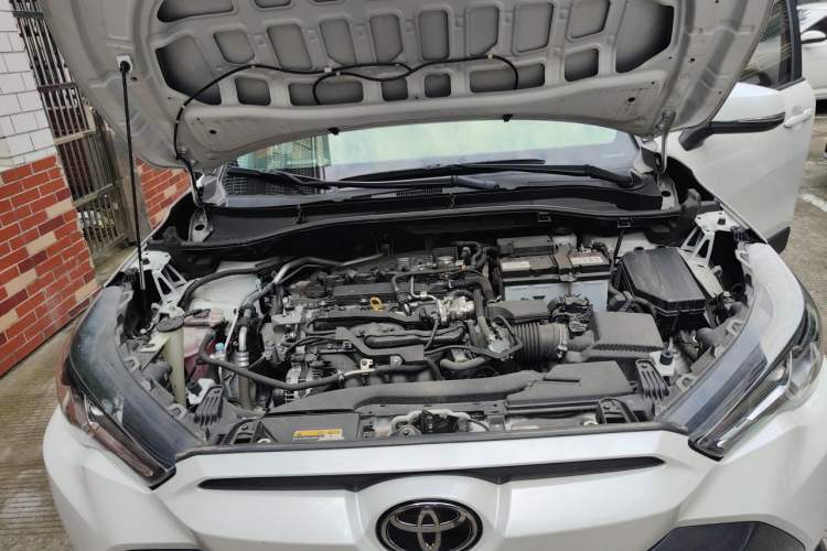 Used Toyota FRONTLANDER 2022 2.0L CVT Elite Edition Engine Bay