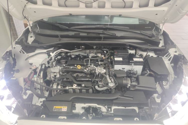 Used Toyota FRONTLANDER 2022 2.0L CVT Luxury Edition Engine Bay