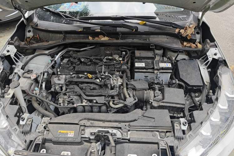 Used Toyota FRONTLANDER 2022 2.0L CVT Luxury PLUS Edition Engine Bay