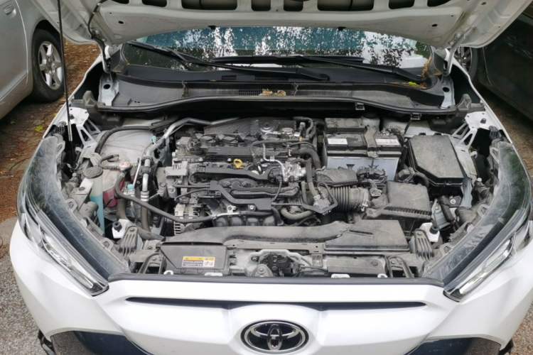 Used Toyota FRONTLANDER 2022 2.0L CVT Elite Edition Engine Bay
