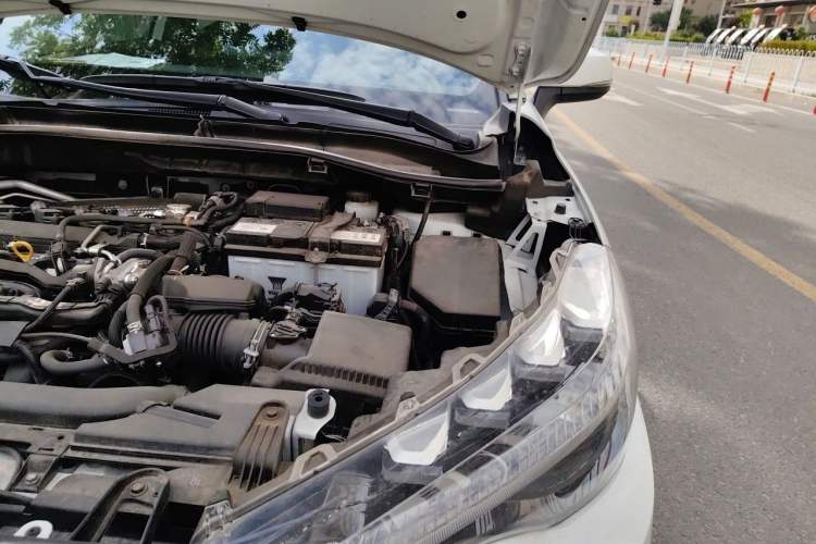 Used Toyota FRONTLANDER 2022 2.0L CVT Luxury Edition Engine Bay Left