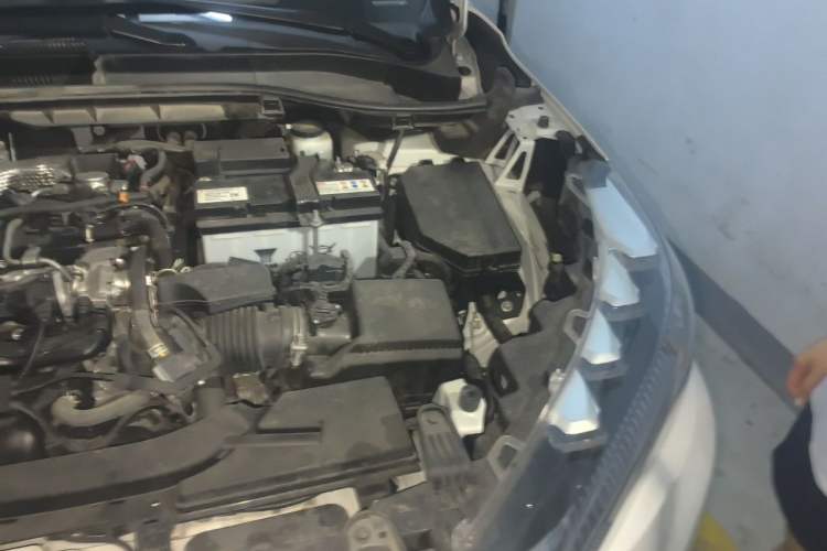Used Toyota FRONTLANDER 2022 2.0L CVT Luxury Edition Engine Bay Left