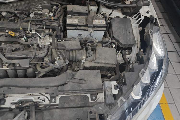 Used Toyota FRONTLANDER 2022 2.0L CVT Luxury PLUS Edition Engine Bay Left