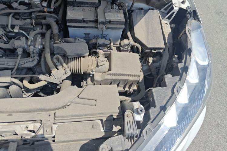 Used Toyota FRONTLANDER 2022 2.0L CVT Luxury Edition Engine Bay Left