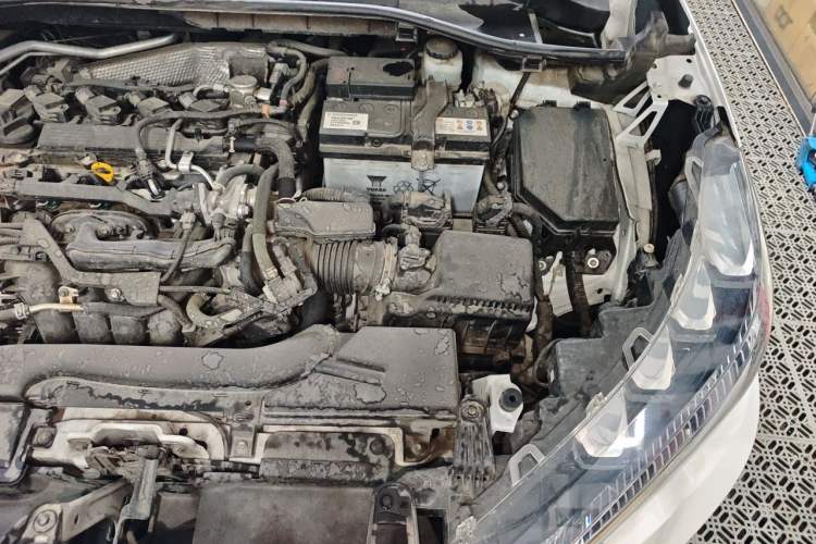 Used Toyota FRONTLANDER 2022 2.0L CVT Luxury Edition Engine Bay Left