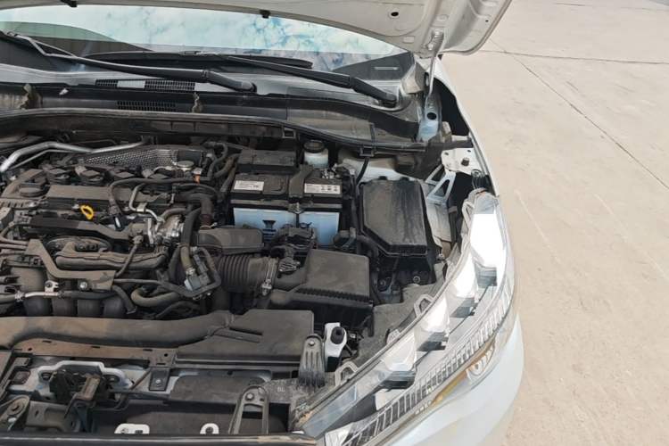 Used Toyota FRONTLANDER 2022 2.0L CVT Luxury PLUS Edition Engine Bay Left