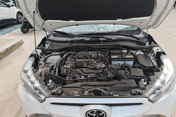 Used Toyota FRONTLANDER 2022 2.0L CVT Luxury PLUS Edition Engine Bay
