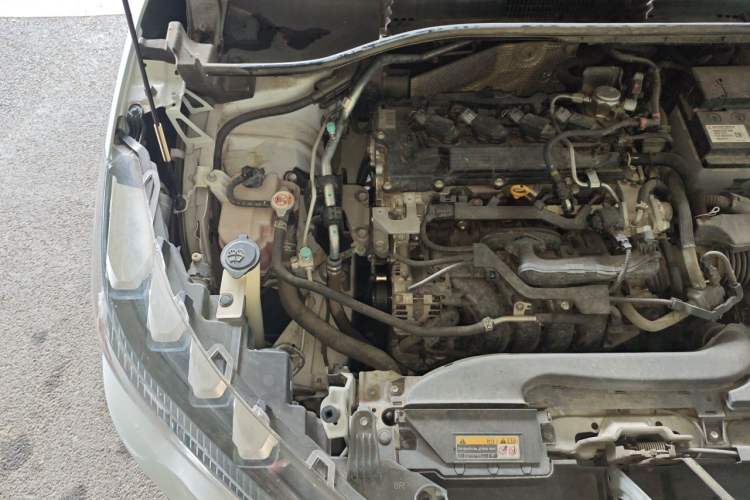Used Toyota FRONTLANDER 2022 2.0L CVT Luxury Edition Engine Bay Right