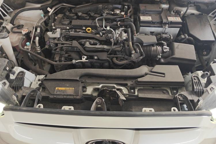 Used Toyota FRONTLANDER 2022 2.0L CVT Luxury Edition Engine Bay