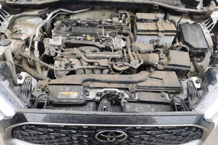 Used Toyota FRONTLANDER 2022 2.0L CVT Luxury Edition Engine Bay