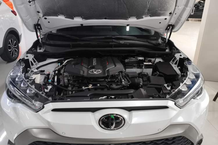 Used Toyota FRONTLANDER 2022 2.0L CVT Luxury Edition Engine Bay