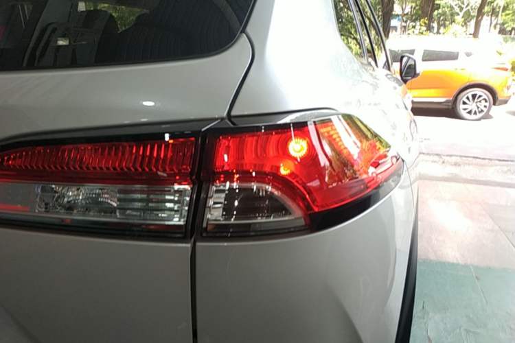 Used Toyota FRONTLANDER 2022 2.0L CVT Elite Edition Exterior 1