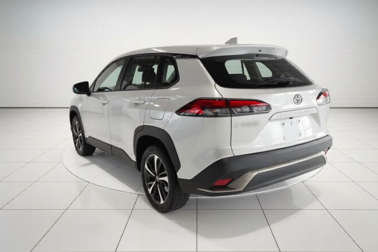 Used Toyota FRONTLANDER 2022 2.0L CVT Luxury PLUS Edition Exterior 2