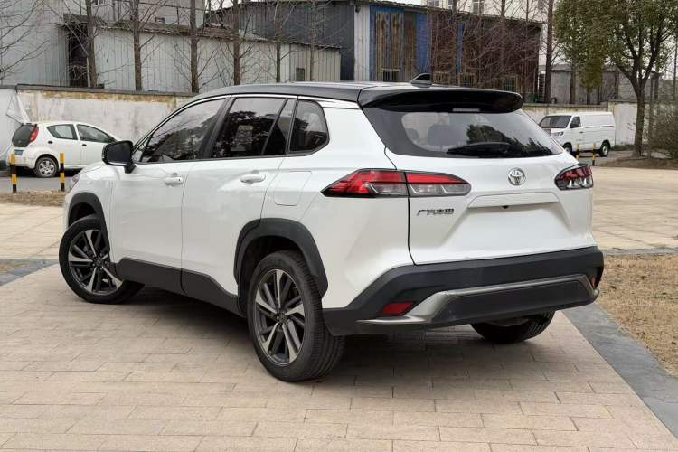 Used Toyota FRONTLANDER 2022 2.0L CVT Luxury PLUS Edition Exterior 8