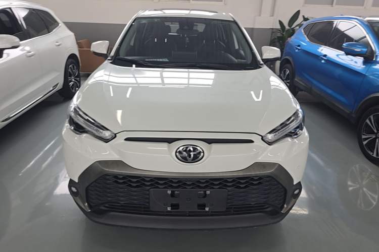 Used Toyota FRONTLANDER 2022 2.0L CVT Luxury PLUS Edition Front