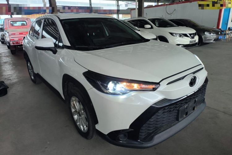 Used Toyota FRONTLANDER 2022 2.0L CVT Elite Edition Front Right 45 Deg