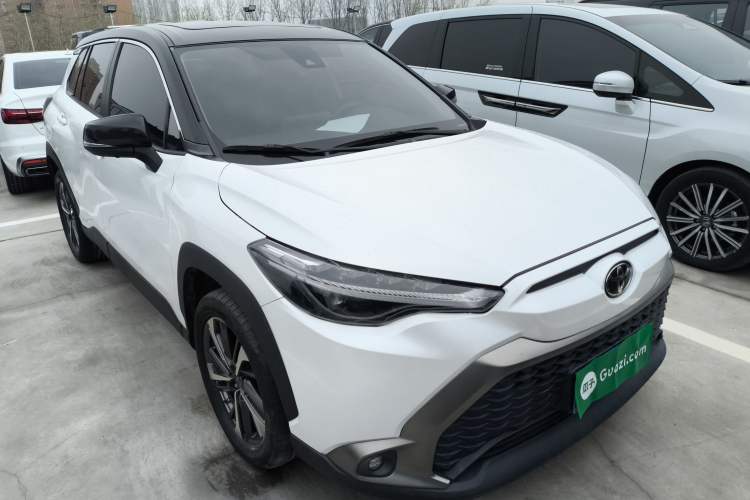 Used Toyota FRONTLANDER 2022 2.0L CVT Luxury PLUS Edition Front Right 45 Deg