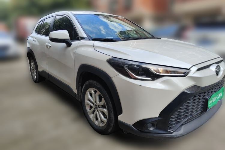 Used Toyota FRONTLANDER 2022 2.0L CVT Elite Edition Front Right 45 Deg