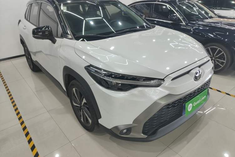 Used Toyota FRONTLANDER 2022 2.0L CVT Luxury PLUS Edition Front Right 45 Deg
