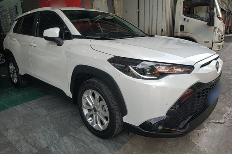 Used Toyota FRONTLANDER 2022 2.0L CVT Elite Edition Front Right 45 Deg