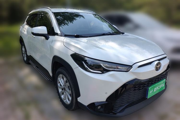 Used Toyota FRONTLANDER 2022 2.0L CVT Elite Edition Front Right 45 Deg