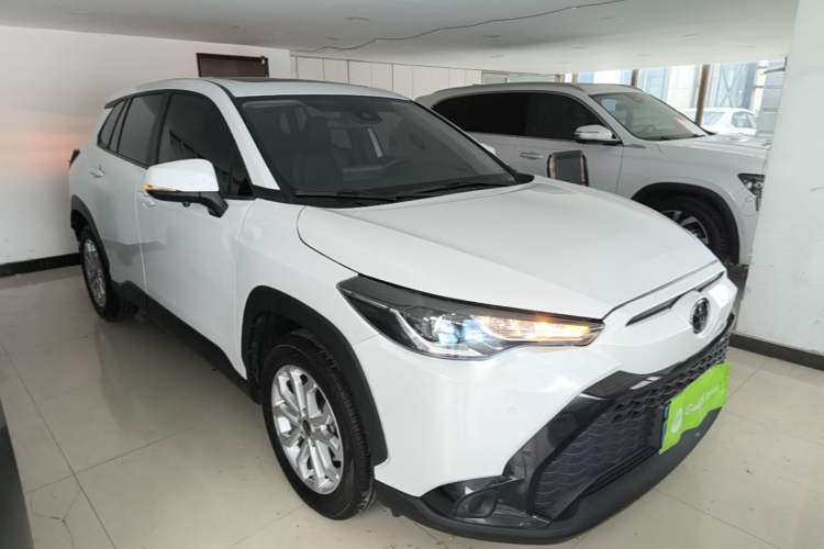 Used Toyota FRONTLANDER 2022 2.0L CVT Leading Edition Front Right 45 Deg