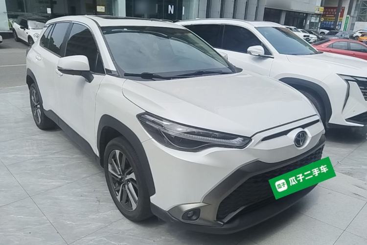 Used Toyota FRONTLANDER 2022 2.0L CVT Luxury PLUS Edition Front Right 45 Deg