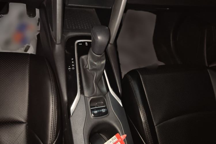 Used Toyota FRONTLANDER 2022 2.0L CVT Leading Edition Gear Lever