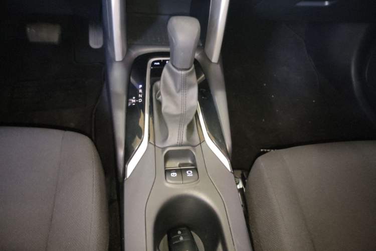 Used Toyota FRONTLANDER 2022 2.0L CVT Leading Edition Gear Lever