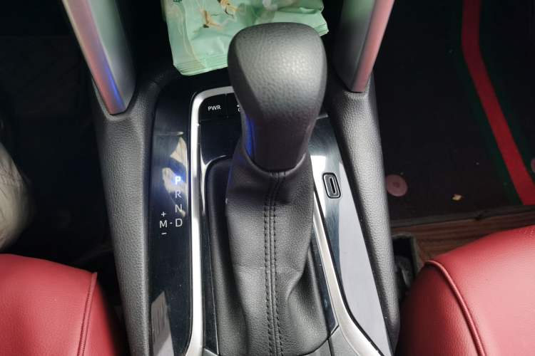 Used Toyota FRONTLANDER 2022 2.0L CVT Leading Edition Gear Lever