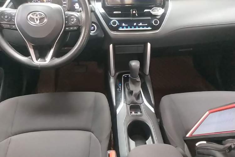 Used Toyota FRONTLANDER 2022 2.0L CVT Leading Edition Gear Lever