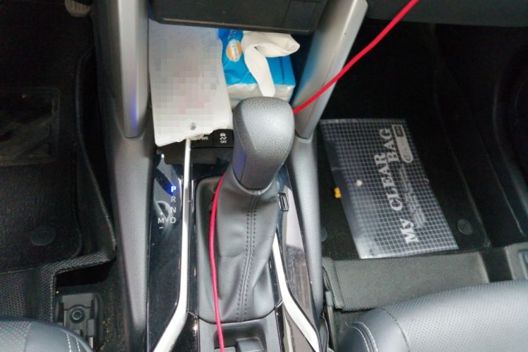 Used Toyota FRONTLANDER 2022 2.0L CVT Luxury Edition Gear Lever