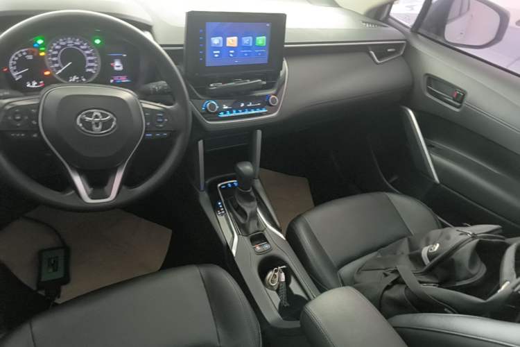 Used Toyota FRONTLANDER 2022 2.0L CVT Leading Edition Gear Lever