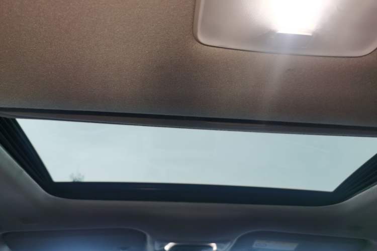 Used Toyota FRONTLANDER 2022 2.0L CVT Luxury Edition Headliner