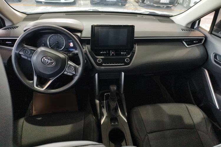 Used Toyota FRONTLANDER 2022 2.0L CVT Leading Edition Interior 3