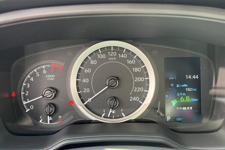 Used Toyota FRONTLANDER 2022 2.0L CVT Leading Edition Interior 3