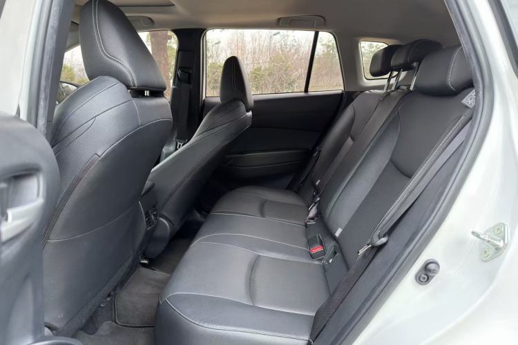 Used Toyota FRONTLANDER 2022 2.0L CVT Luxury PLUS Edition Interior 4