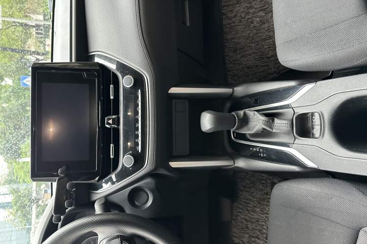 Used Toyota FRONTLANDER 2022 2.0L CVT Elite Edition Interior 5