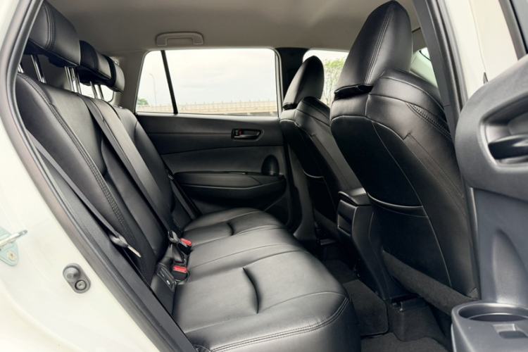 Used Toyota FRONTLANDER 2022 2.0L CVT Elite Edition Interior 6