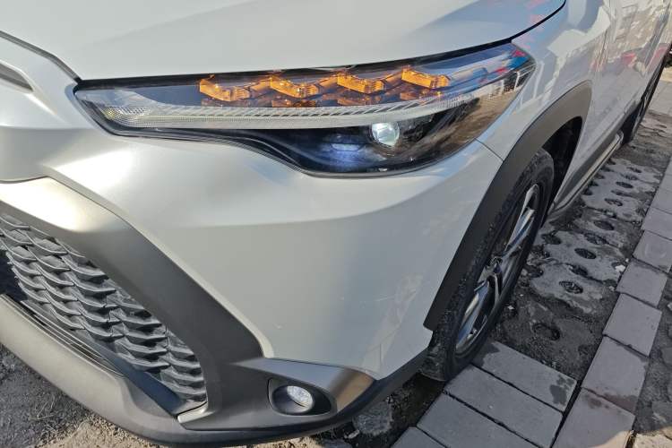 Used Toyota FRONTLANDER 2022 2.0L CVT Luxury PLUS Edition Left Front Headlight