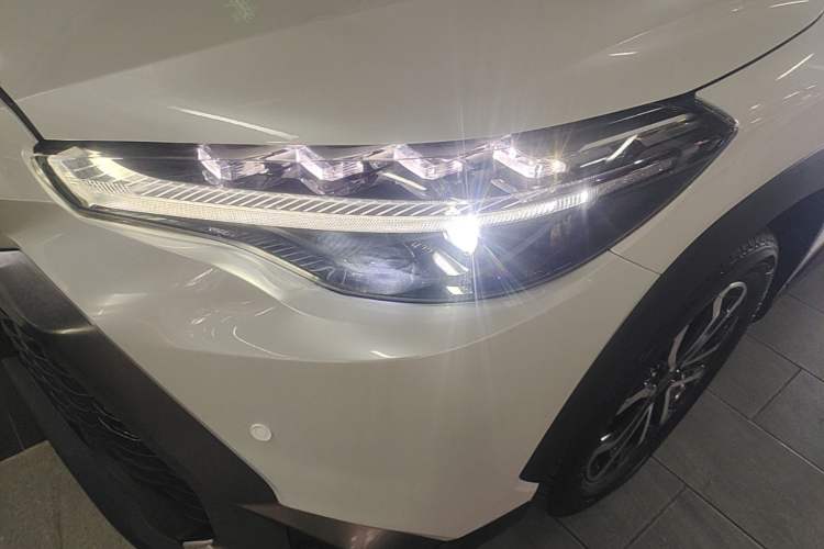 Used Toyota FRONTLANDER 2022 2.0L CVT Luxury Edition Left Front Headlight