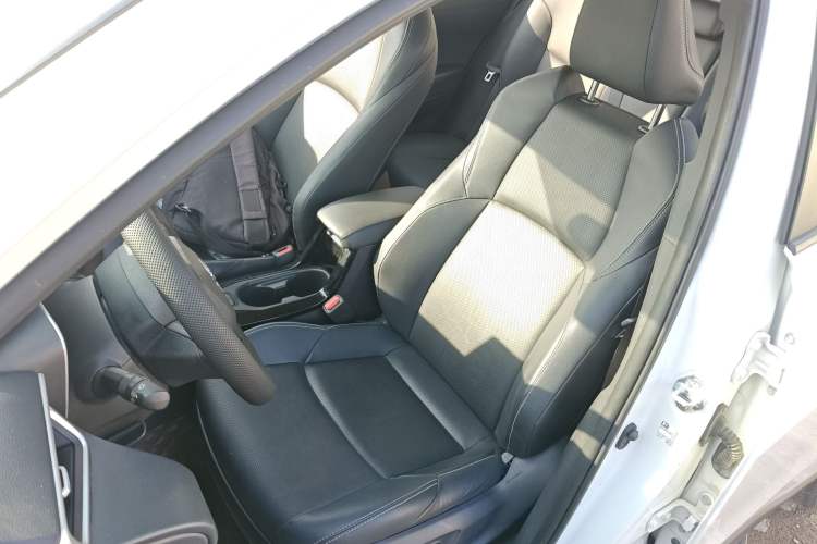Used Toyota FRONTLANDER 2022 2.0L CVT Luxury PLUS Edition Left Front Seat